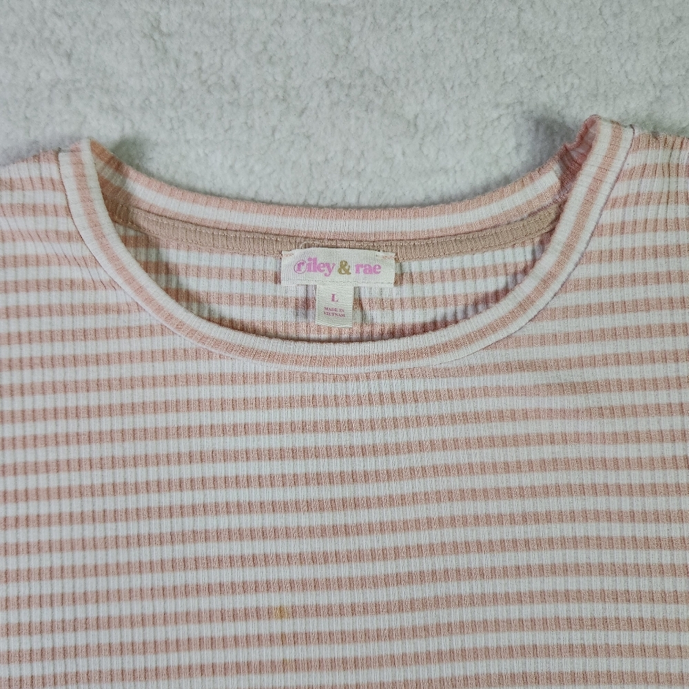 Riley & Rae Striped Ruffle Sleeve Top Pink White Ribbed Knit Large Summer - Picture 2 of 7